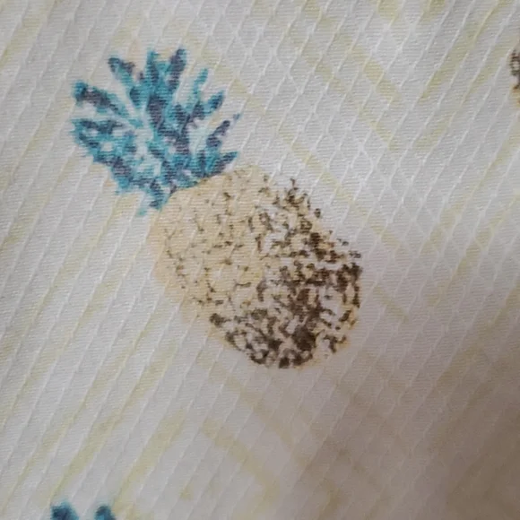 Tommy bahama short sleeve shirt - Picture 4 of 8